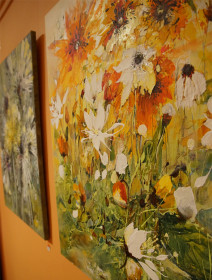 Fragment ekspozycji "Fantastyczny świat kwiatów i kolorów"